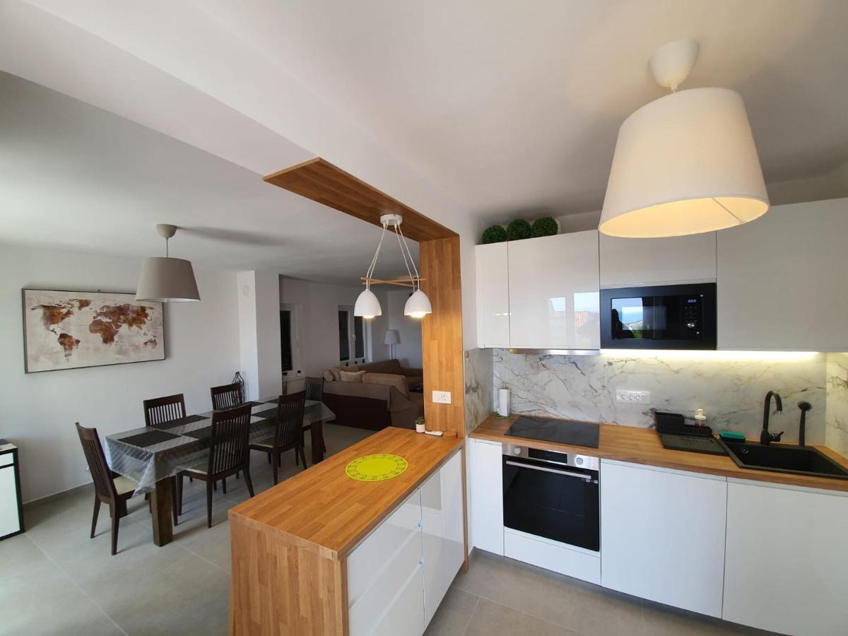 Vila Beleca Krk - Apartments Rest & Sea Кърк Екстериор снимка