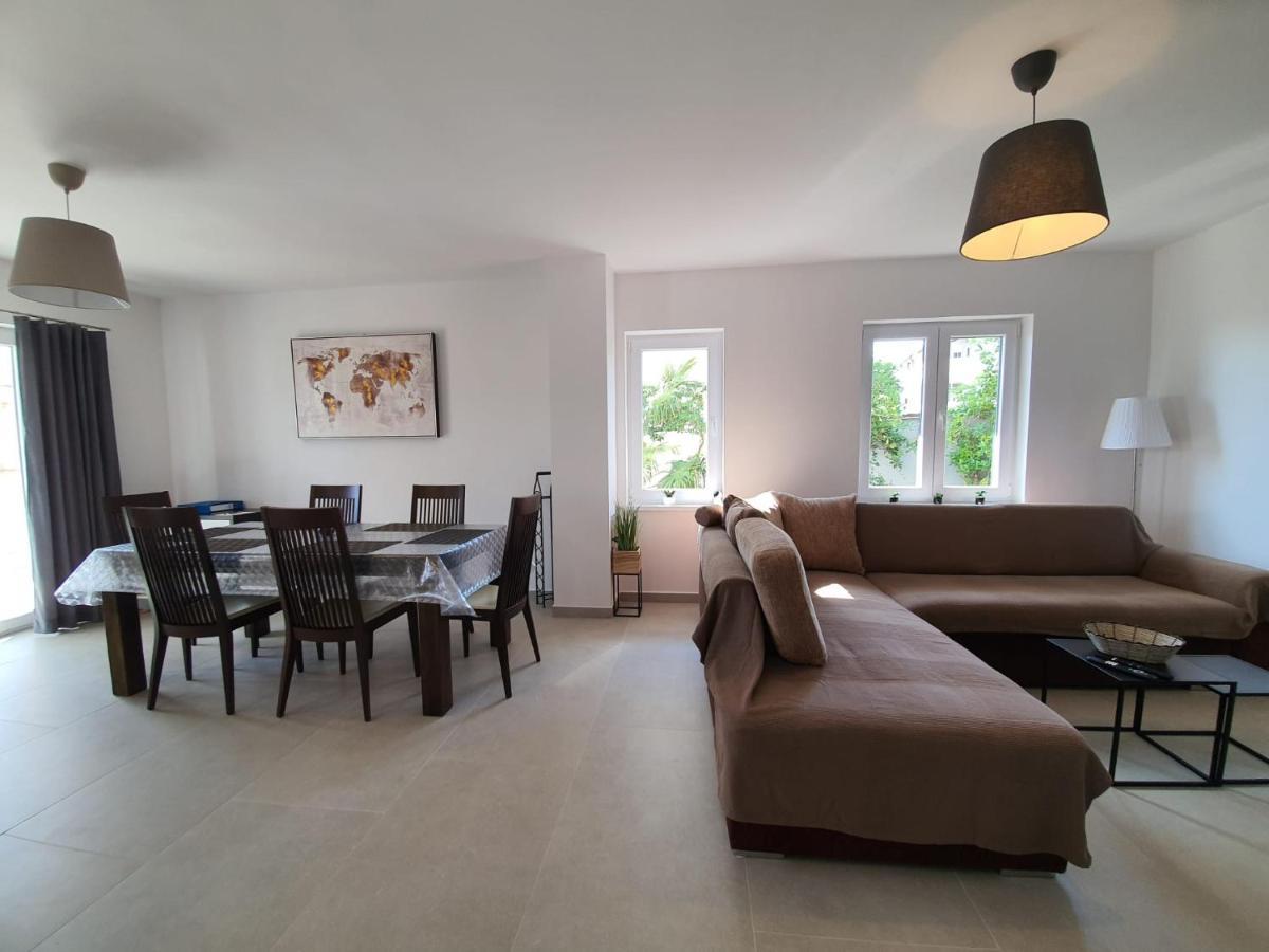 Vila Beleca Krk - Apartments Rest & Sea Кърк Екстериор снимка